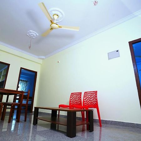 Feel Like Home Near Pmpalem Visakhapatnam Exteriör bild