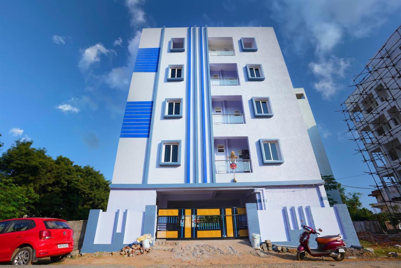 Feel Like Home Near Pmpalem Visakhapatnam Exteriör bild